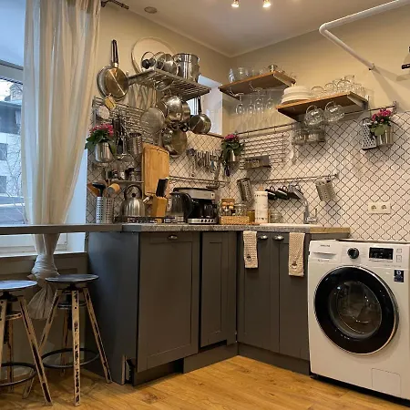 Apartment Exquisite 1br Apt W Garden In Center Riga