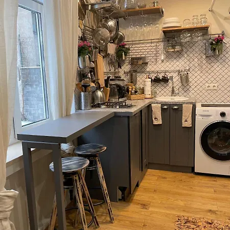 Apartment Exquisite 1br Apt W Garden In Center *